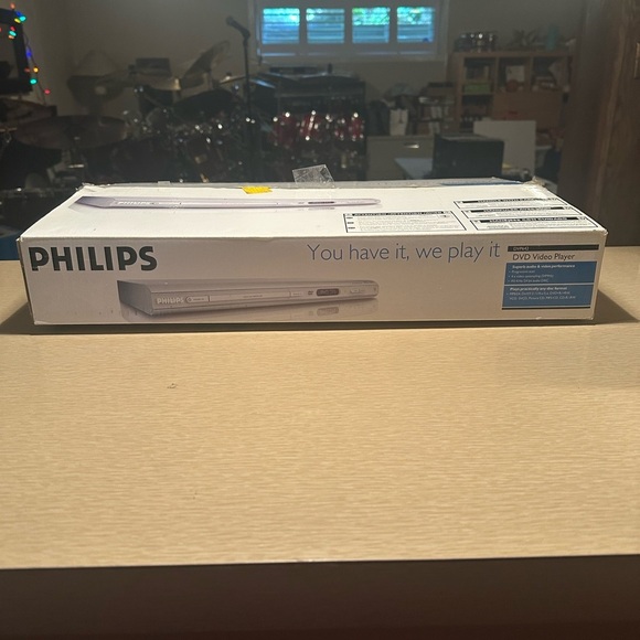 Philips DVP642/37 DVD Video Player Remote Cords Complete - New In Box - Picture 2 of 6